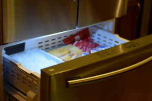 Limited freezer space, no deep freezer